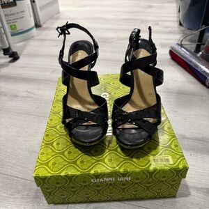 Gianni Bini Black Patent Heels